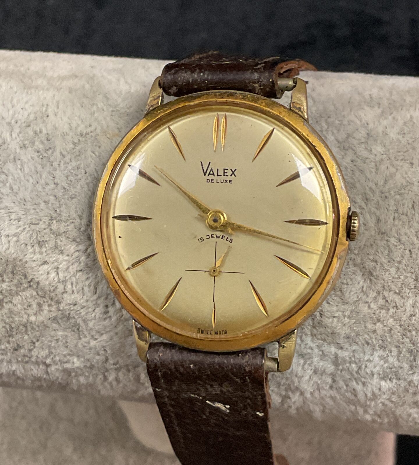 Vintage valet Gents mechanical movement wristwatch working