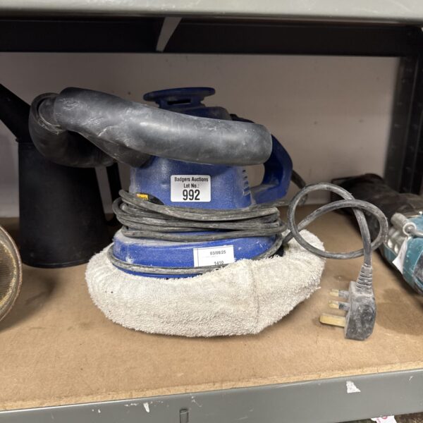 Halfords orbital car polisher