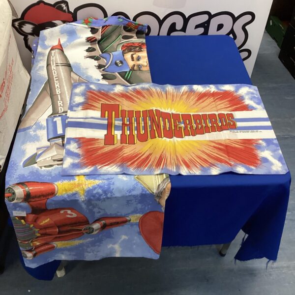 Early 90s thunderbirds single duvet with pillow