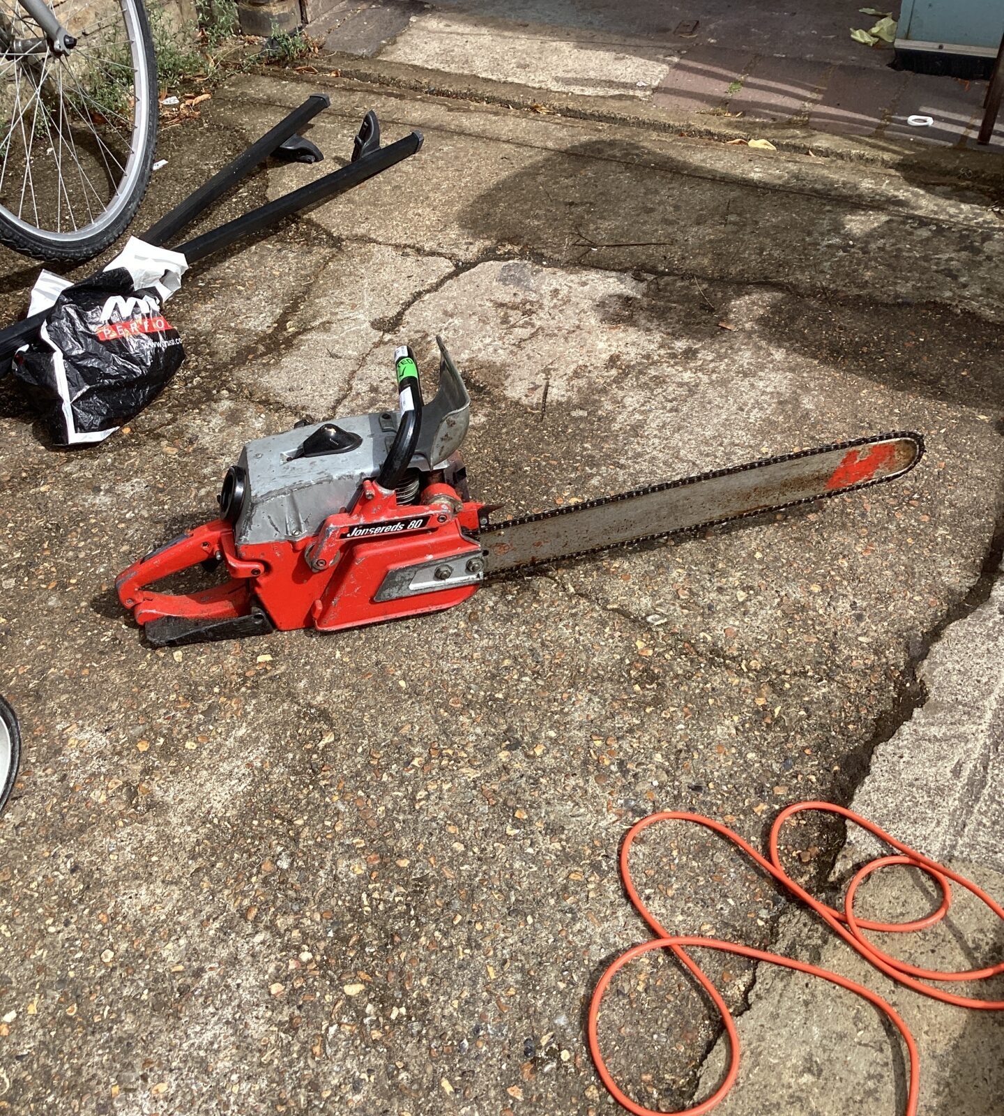 Jonseredes 80 petrol chainsaw in working order