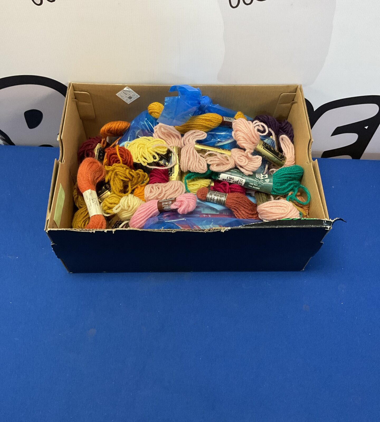 Box of wools