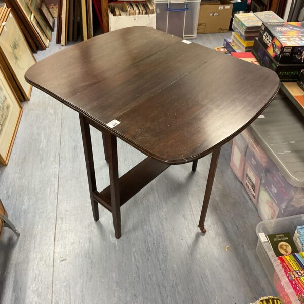 Vinatge Small oak gate leg table with ceramic casters