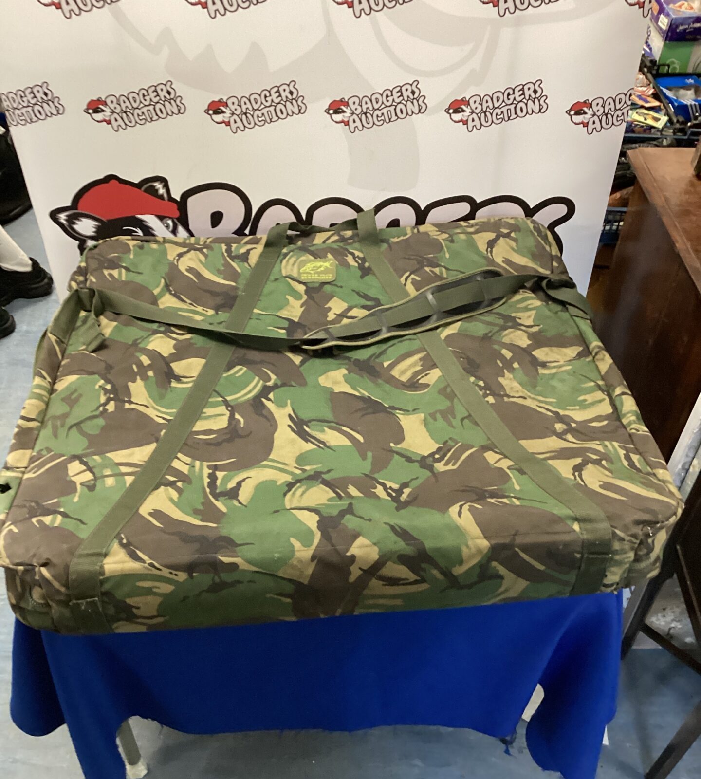 Large power plus eurodome carp fishing unhooking mat