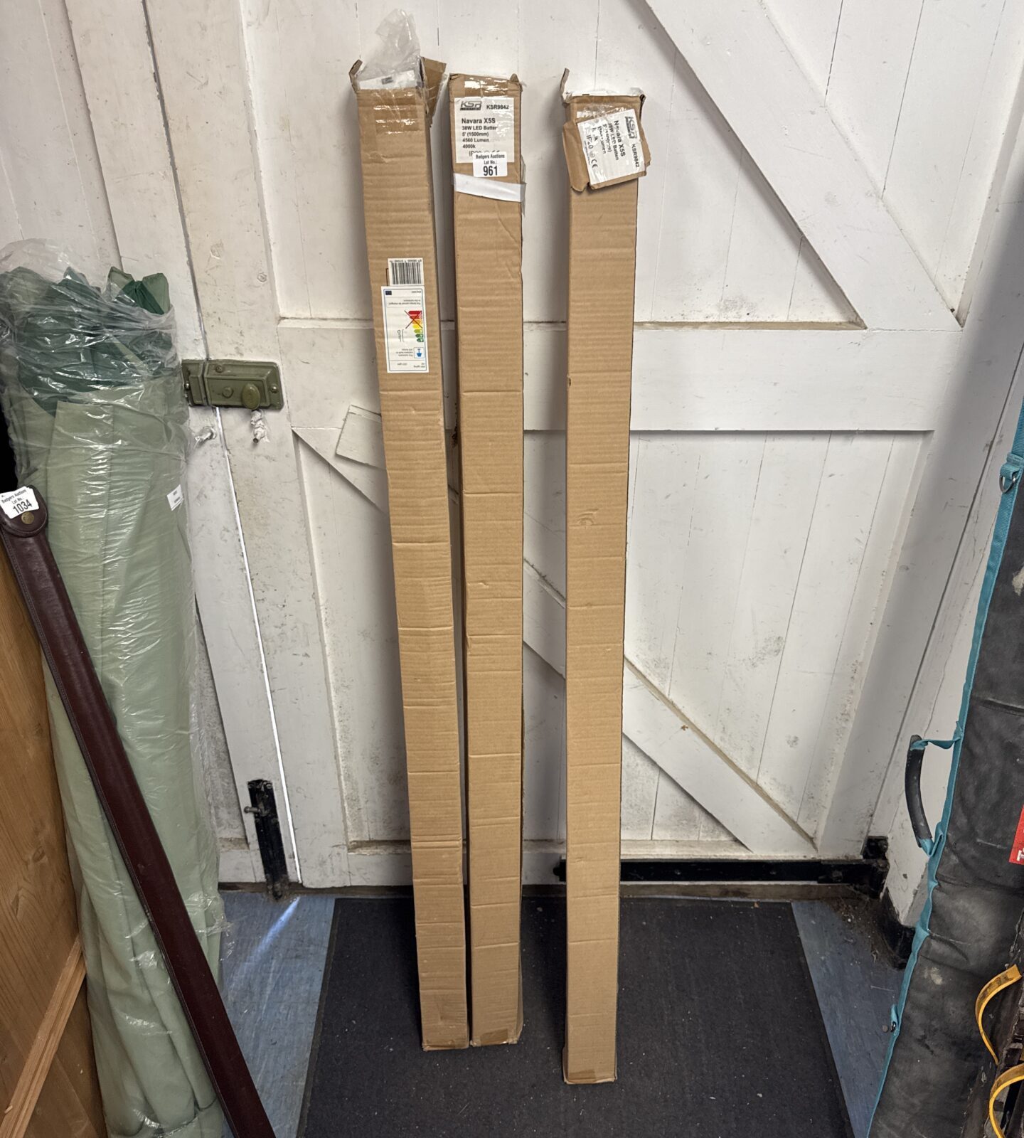 Three ksr lighting LED lighting battens inc navara x5s - appear unused