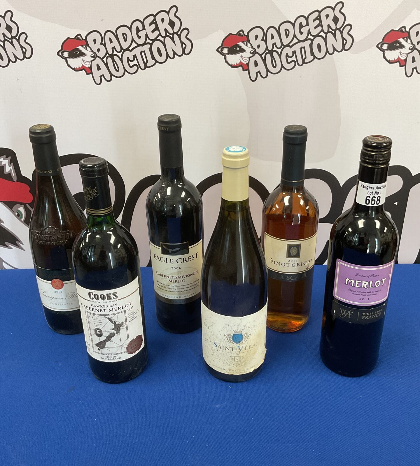 Six bottles of wine including Eagle crest & saint vera