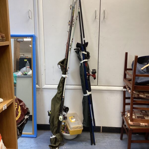 Bundle of fishing & sea boat fishing rods with tackle box & bowl of floats & other contents