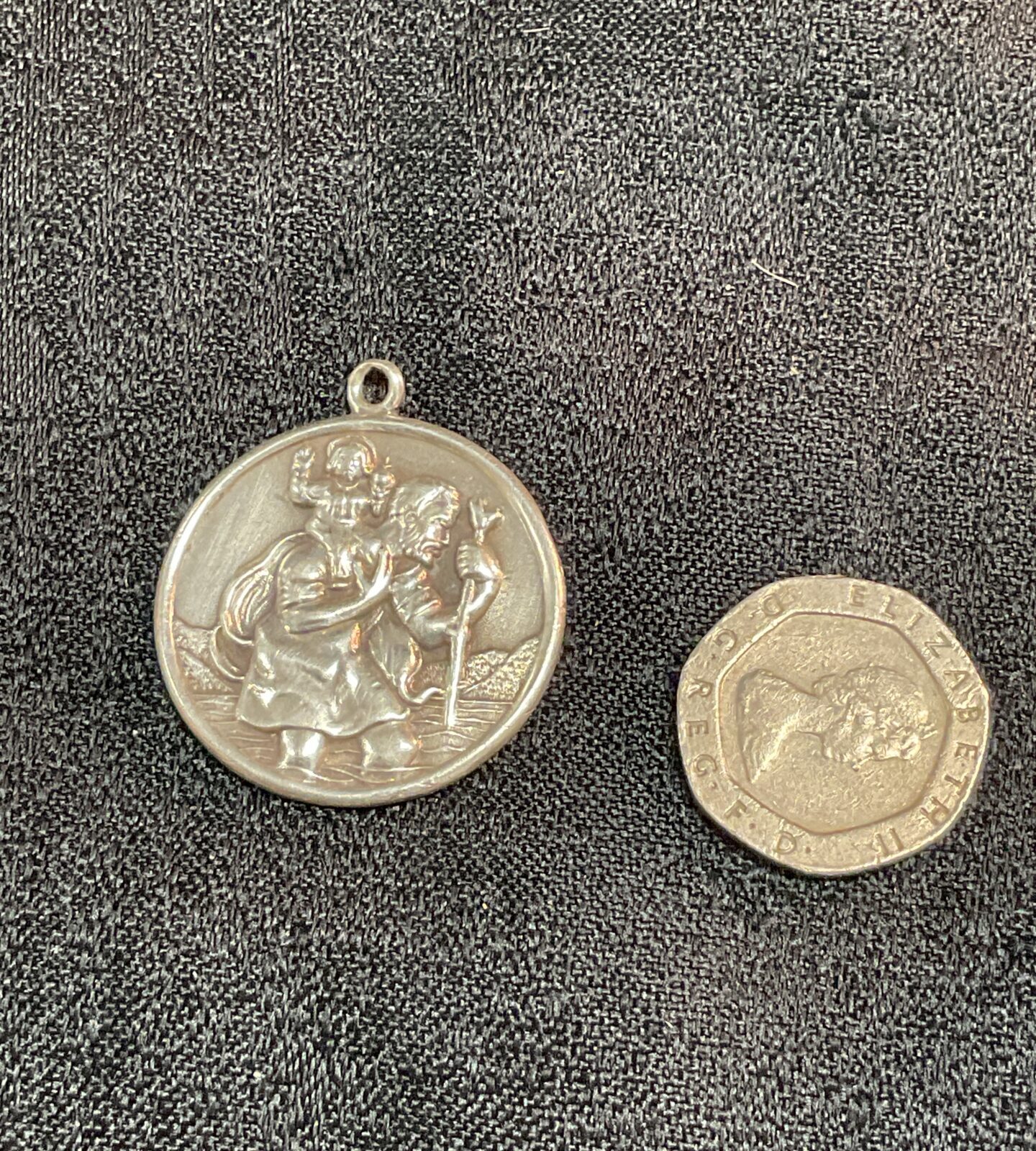 Hallmarked silver st Christopher medal 9.5g