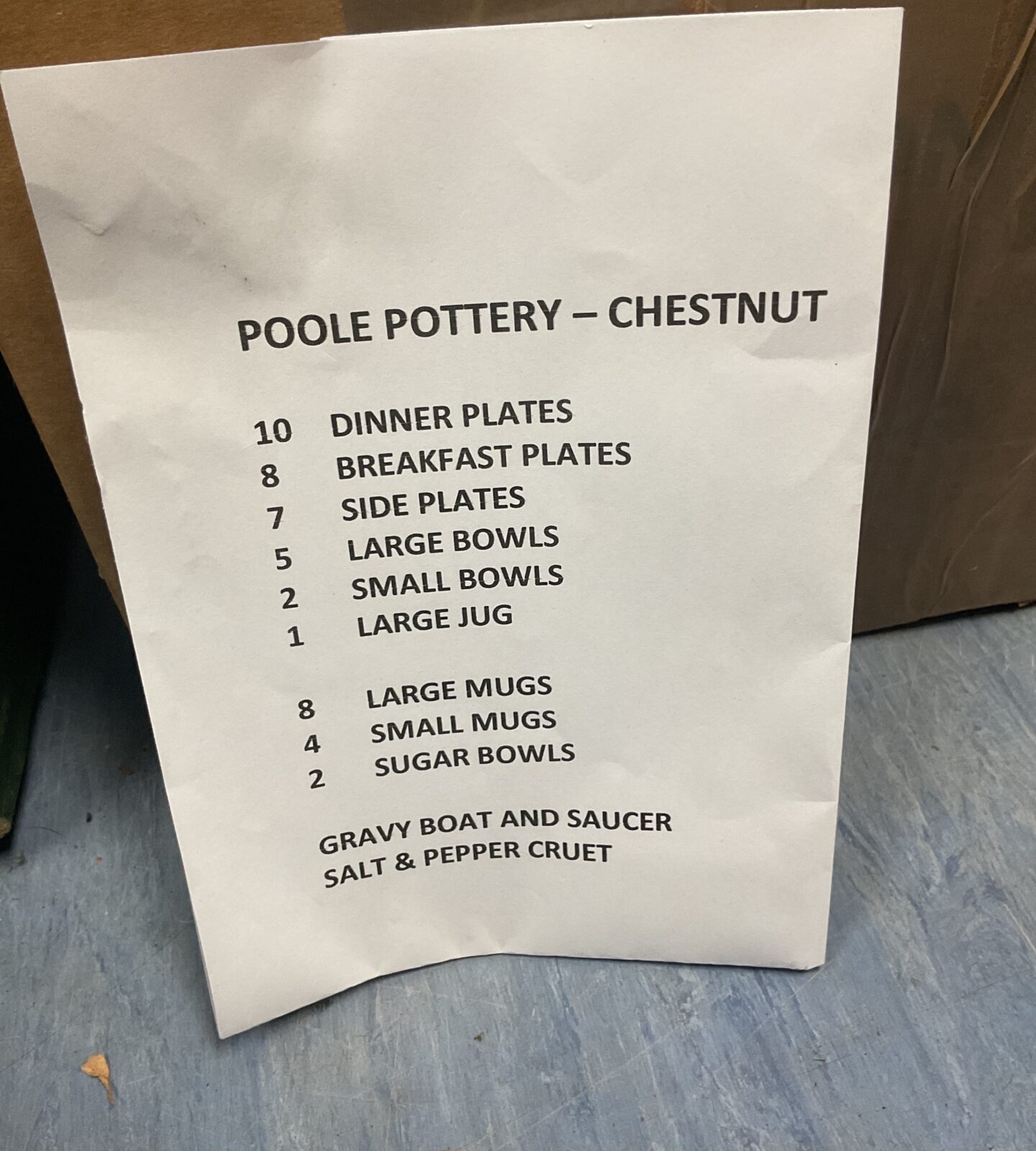 Box containing poole chestnut pottery dinner set - Image 2