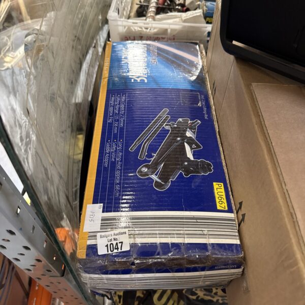 Auto-xs 2 tonne trolley jack