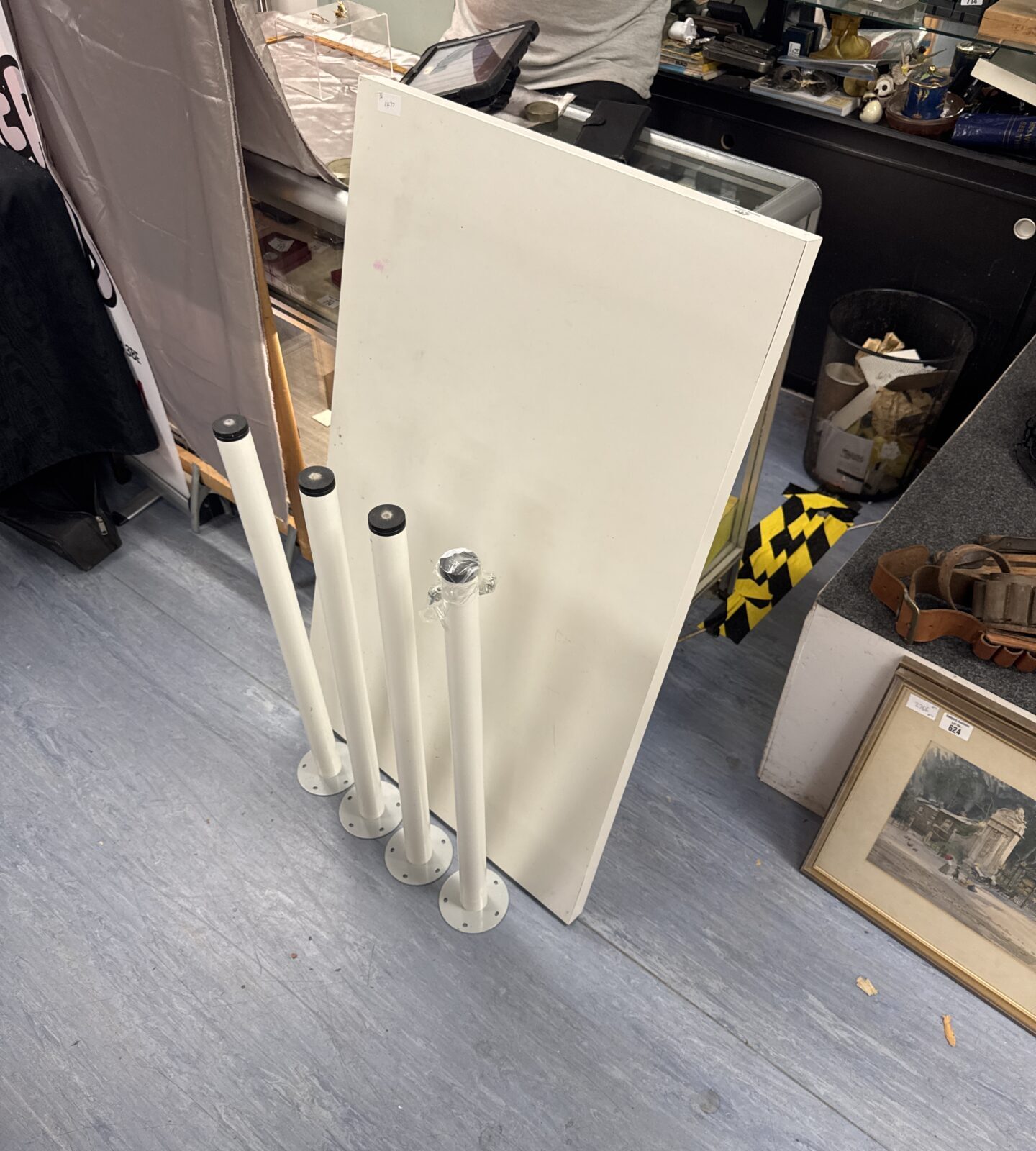 IKEA linnmon 16353 table with legs
