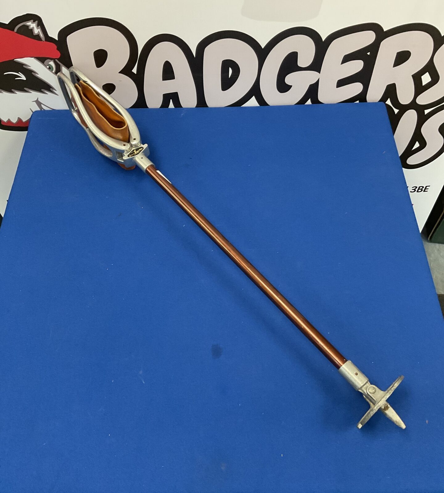 Gamebird leather seated shooting stick