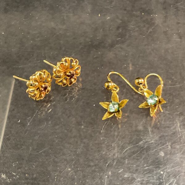 Vintage 9ct gold earrings with red and aquamarine stones.