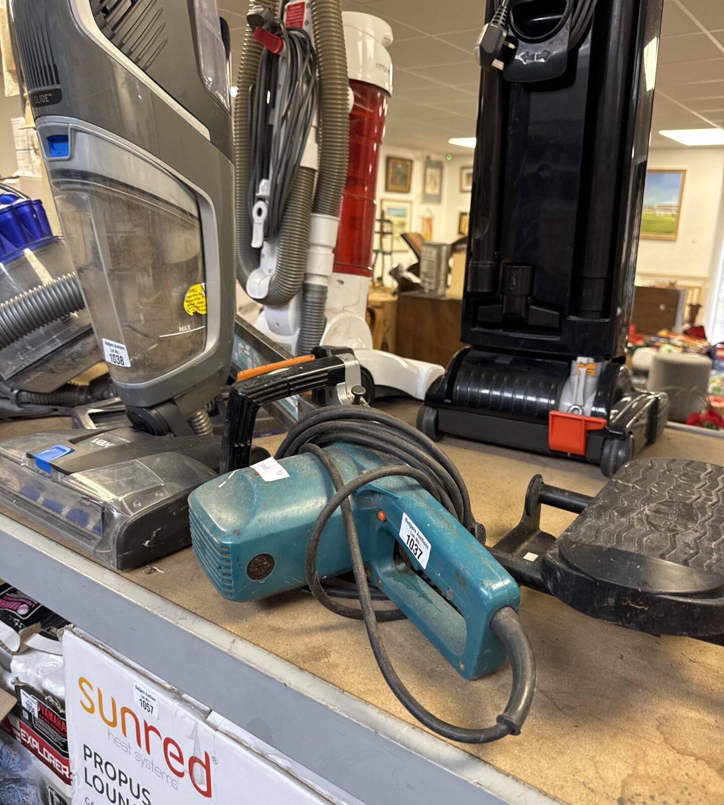 Bosch corded electric chainsaw