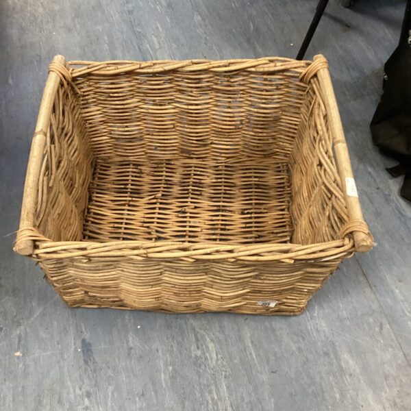 Wicker log basket