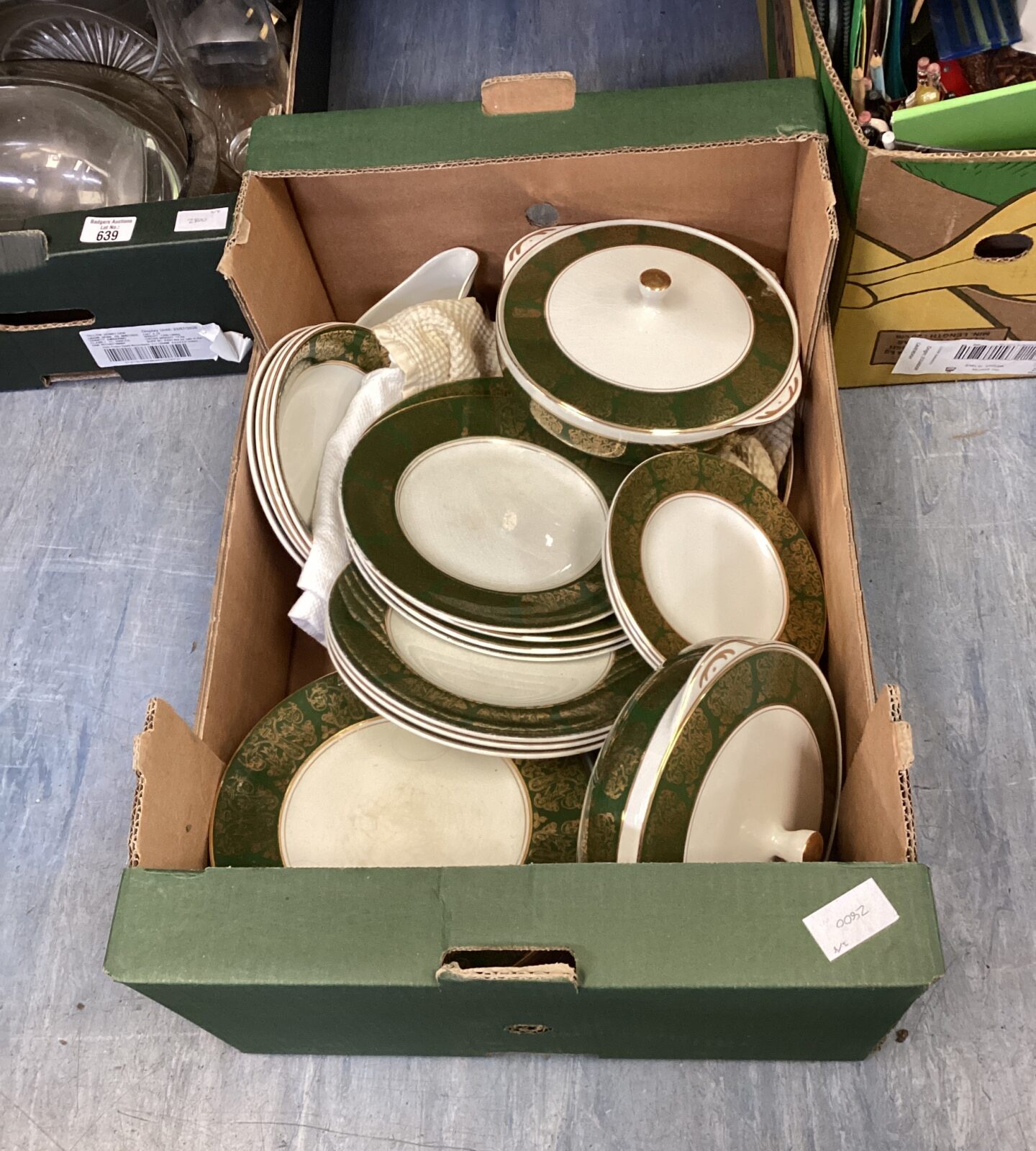 Wood & sons Lincoln Patten dinner service set inc serving dishes & plates