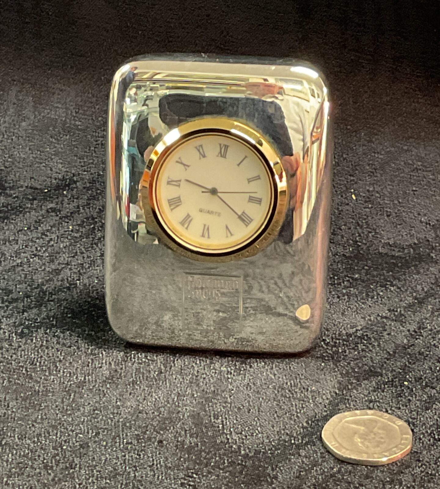 Goldman Sachs’s Quartz desk clock