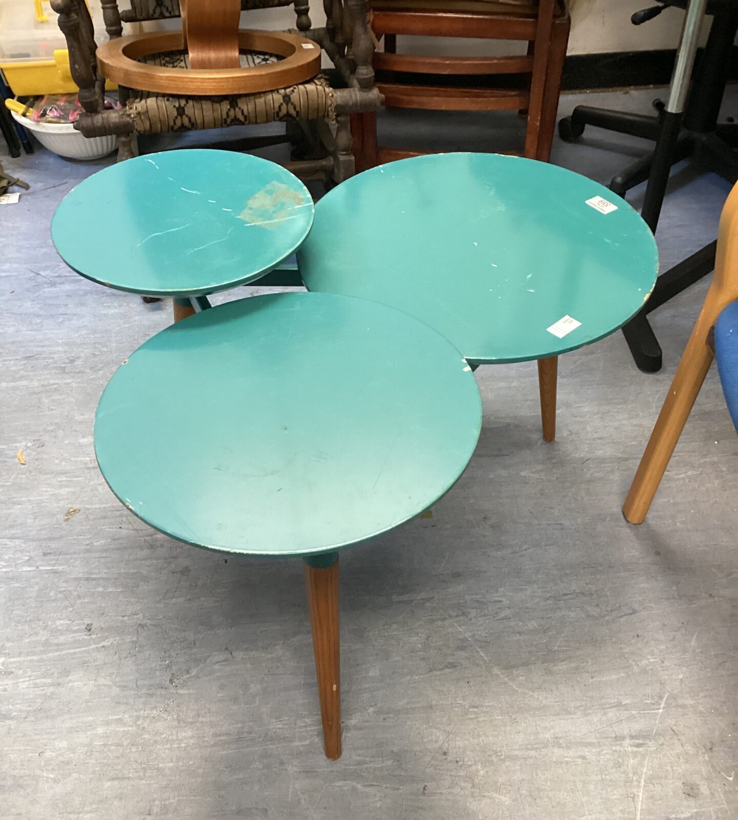 Ever green three tier coffee table