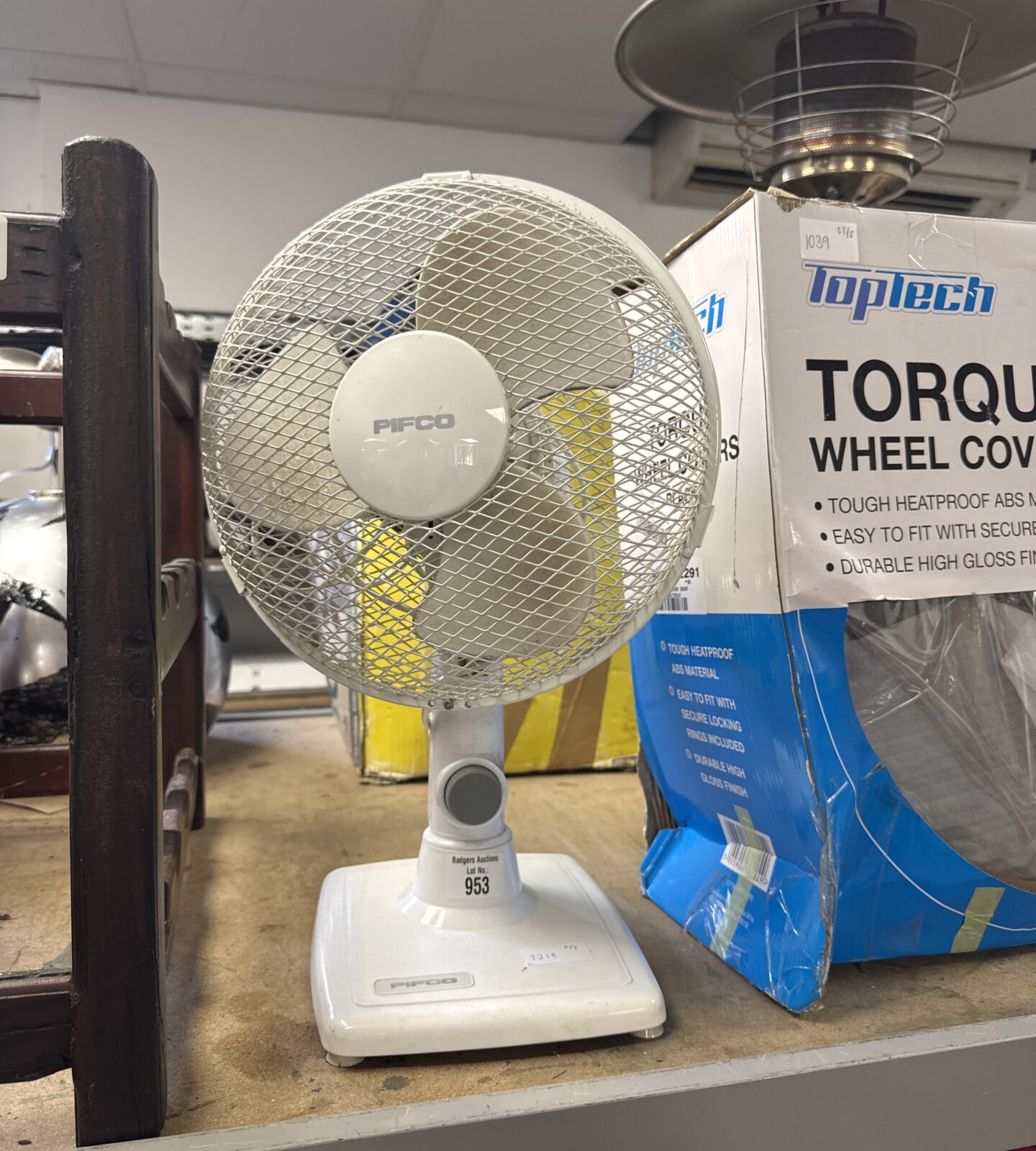 Pifco desk fan - working