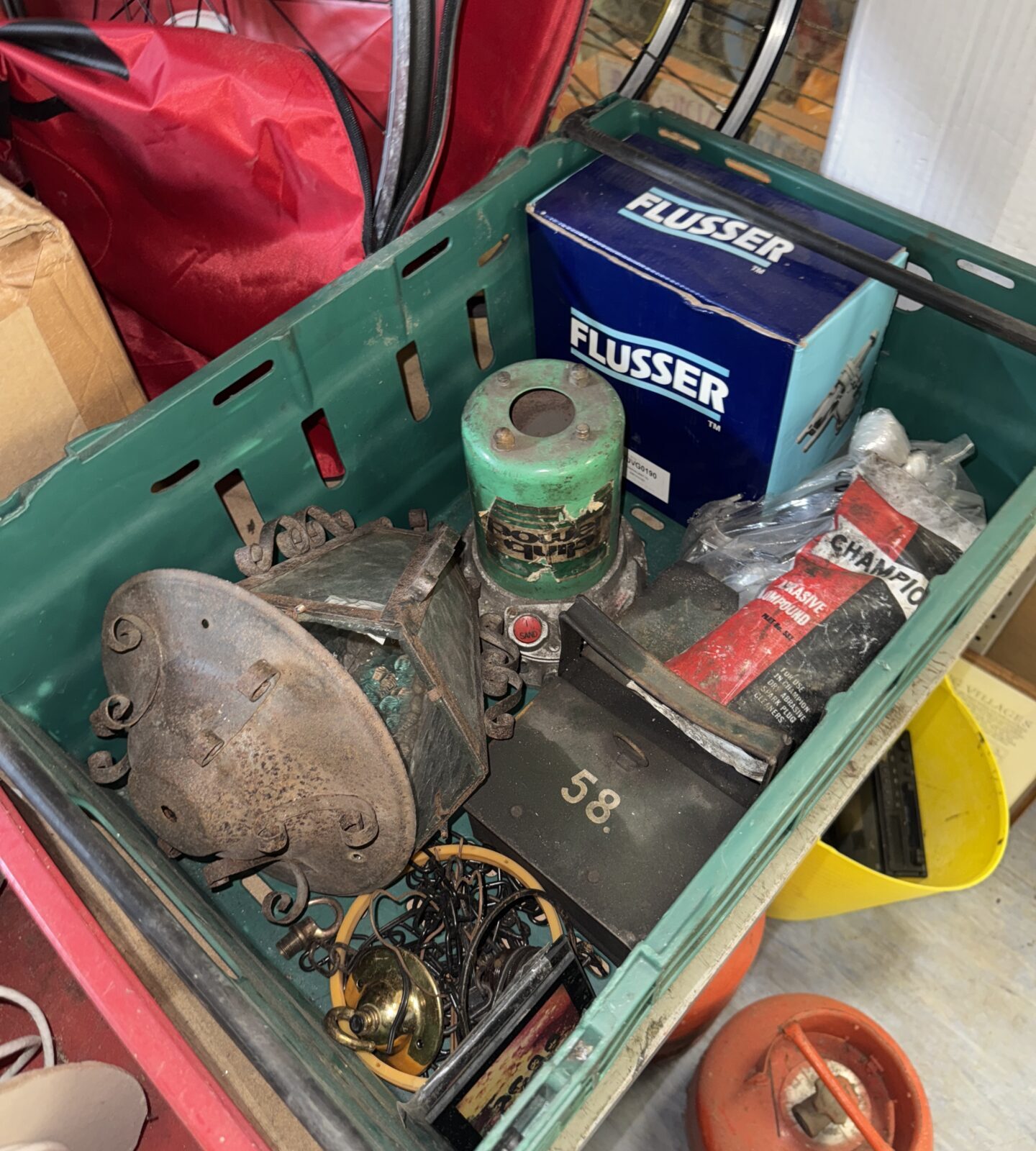 Tray of shed clearance items inc vintage lantern & others