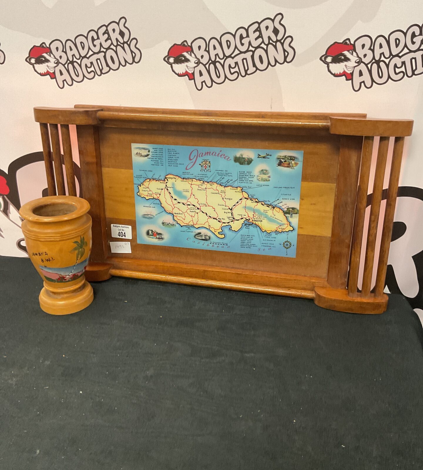 Wooden jamaican tray with pot