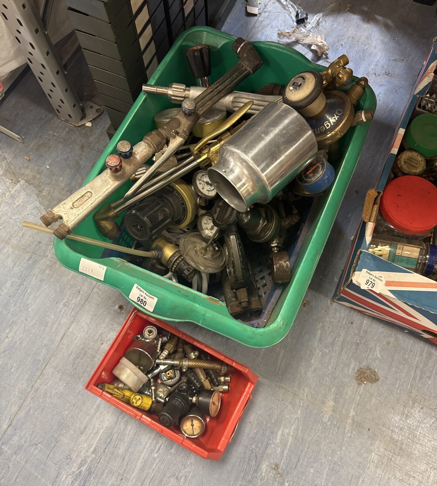 Box & tub of workshop accessories inc acetylene torch & others