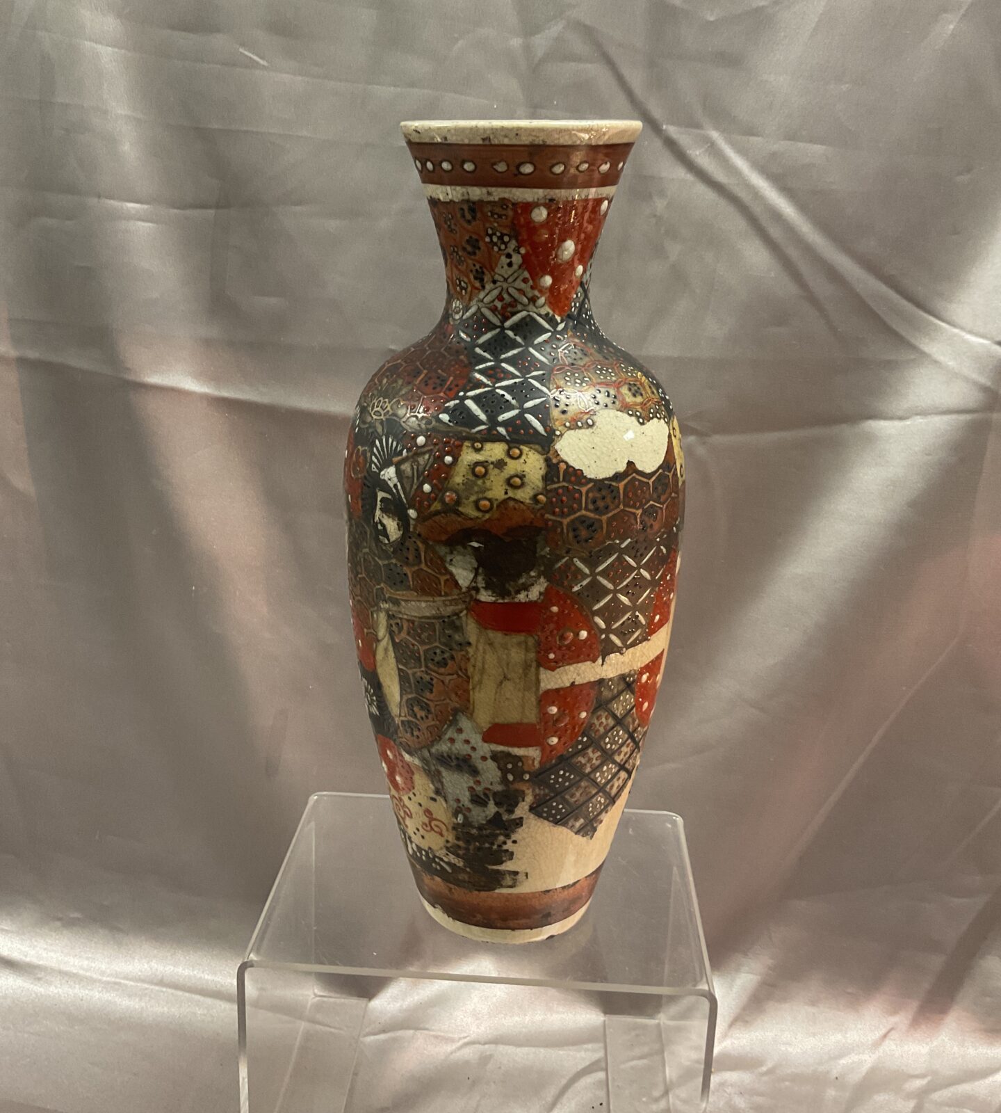 Early 20th century Satsuma hand decorated 10” vase