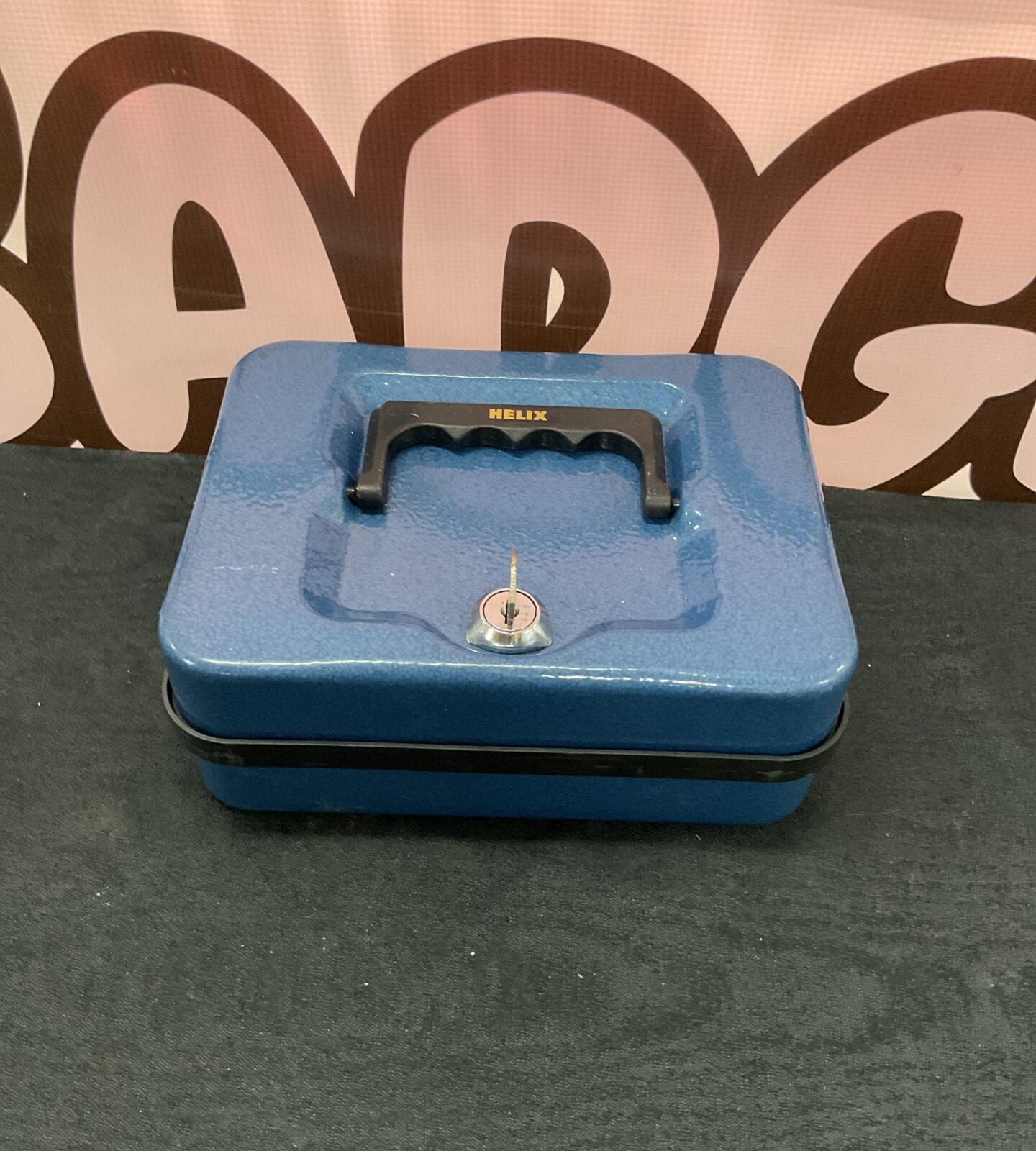 Helix moneybox with keys