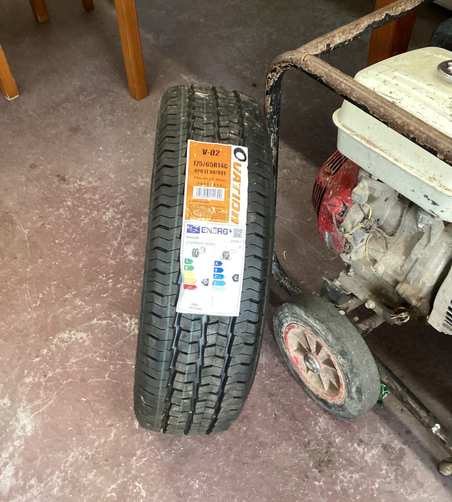 New Vation V02 Tyre