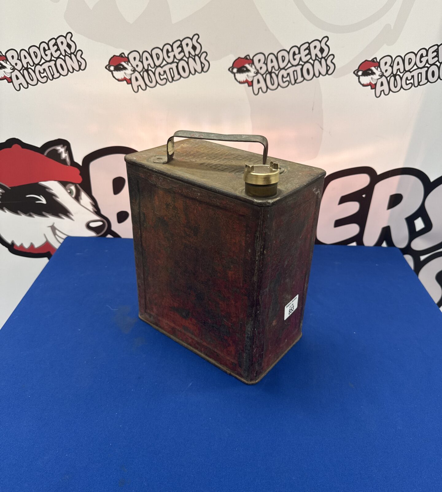 Vintage valor fuel can with plain brass cap