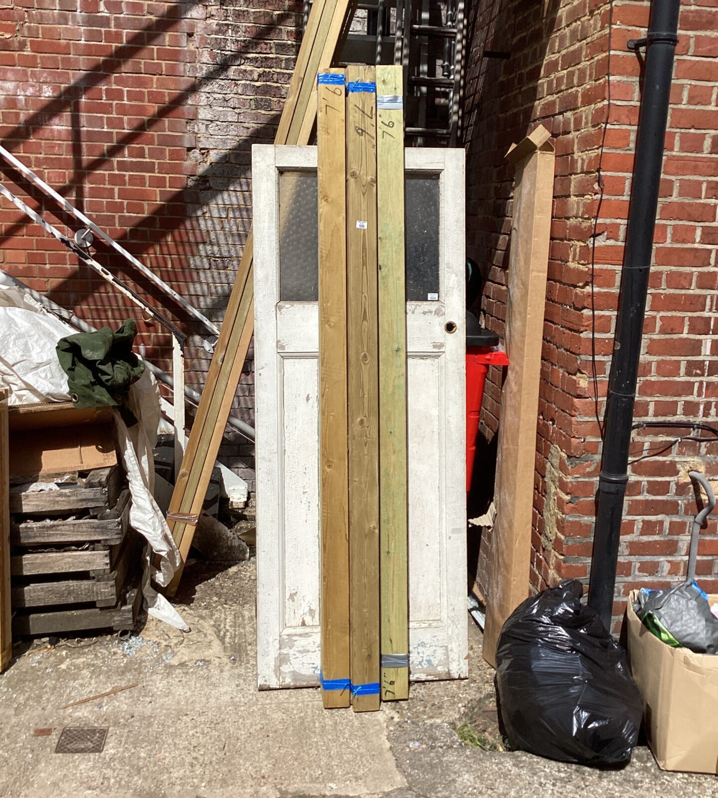 Three bundles of 7’6” Timber