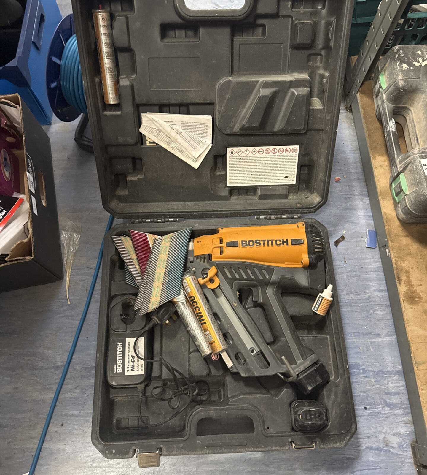 Bostitch gf33pt-u stapler - working but needs service