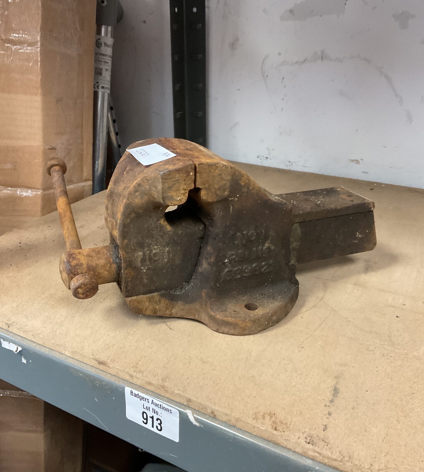 Small record no1 bench vice