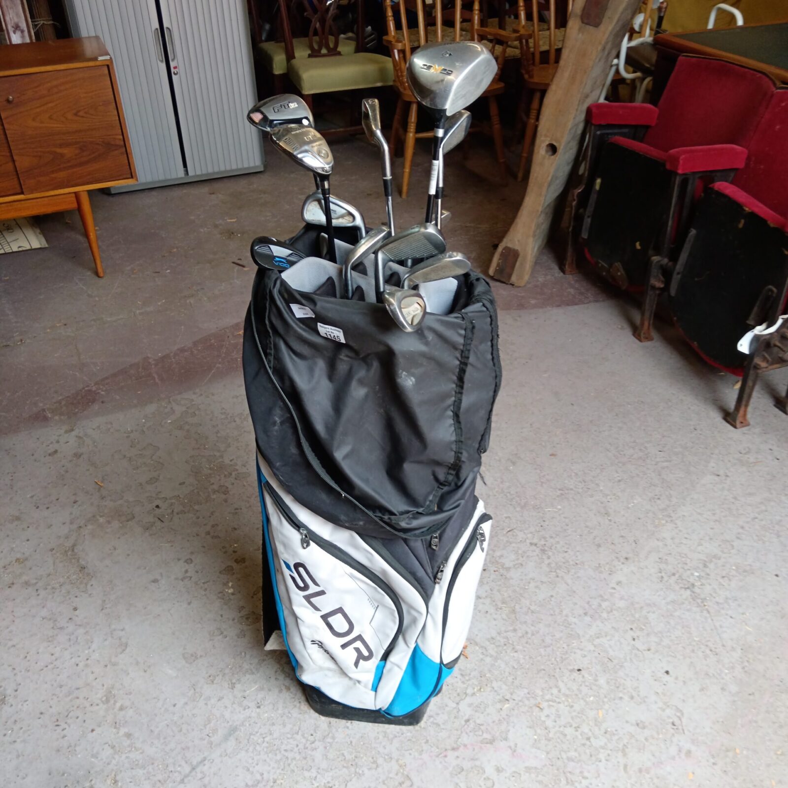 Set of hippo golf clubs in sdlr bag