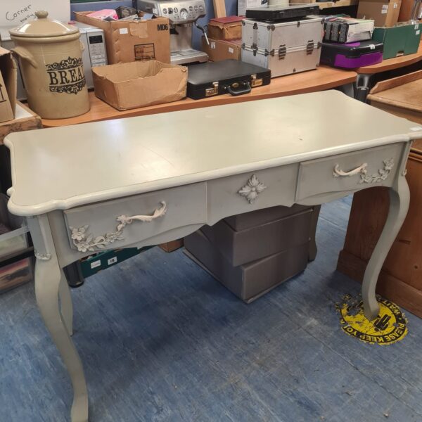 White French style shabby chic dressing table with carved details.