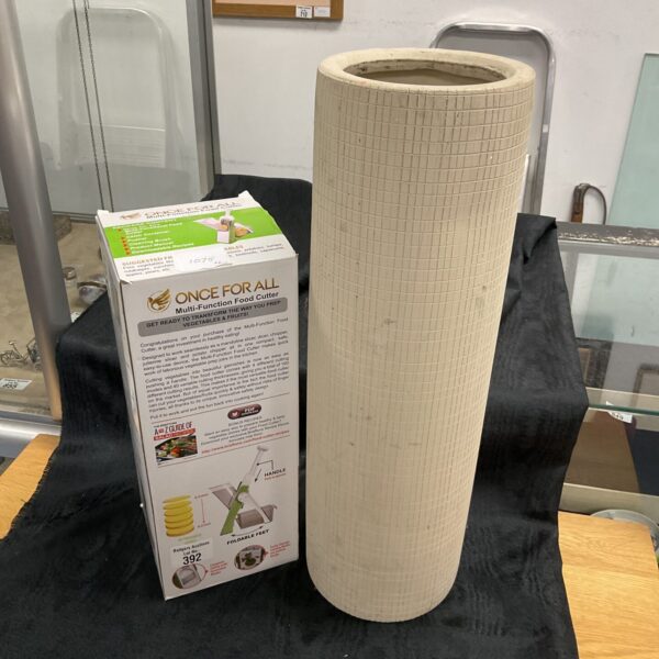 As new once for all food cutter and ceramic stick stand