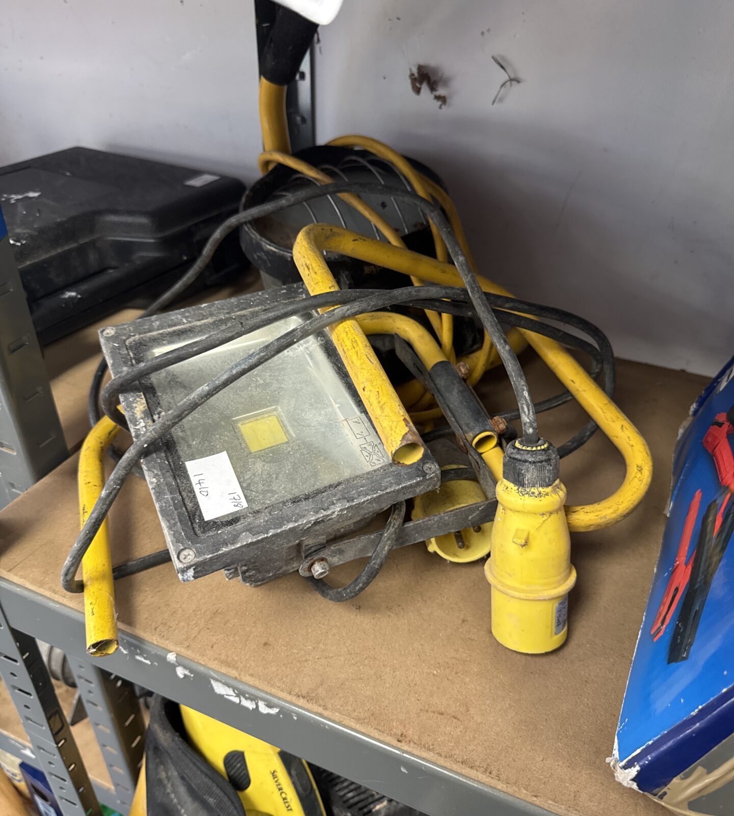 Two 110v site lights - untested