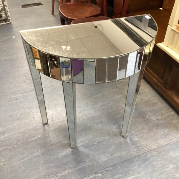Mirror planel demi hall table