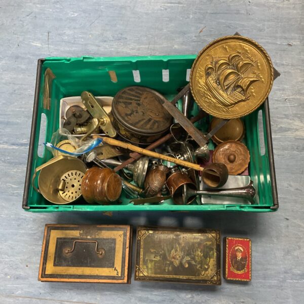 Mixed metalware lot featuring Victorian tins and a brass bucket.