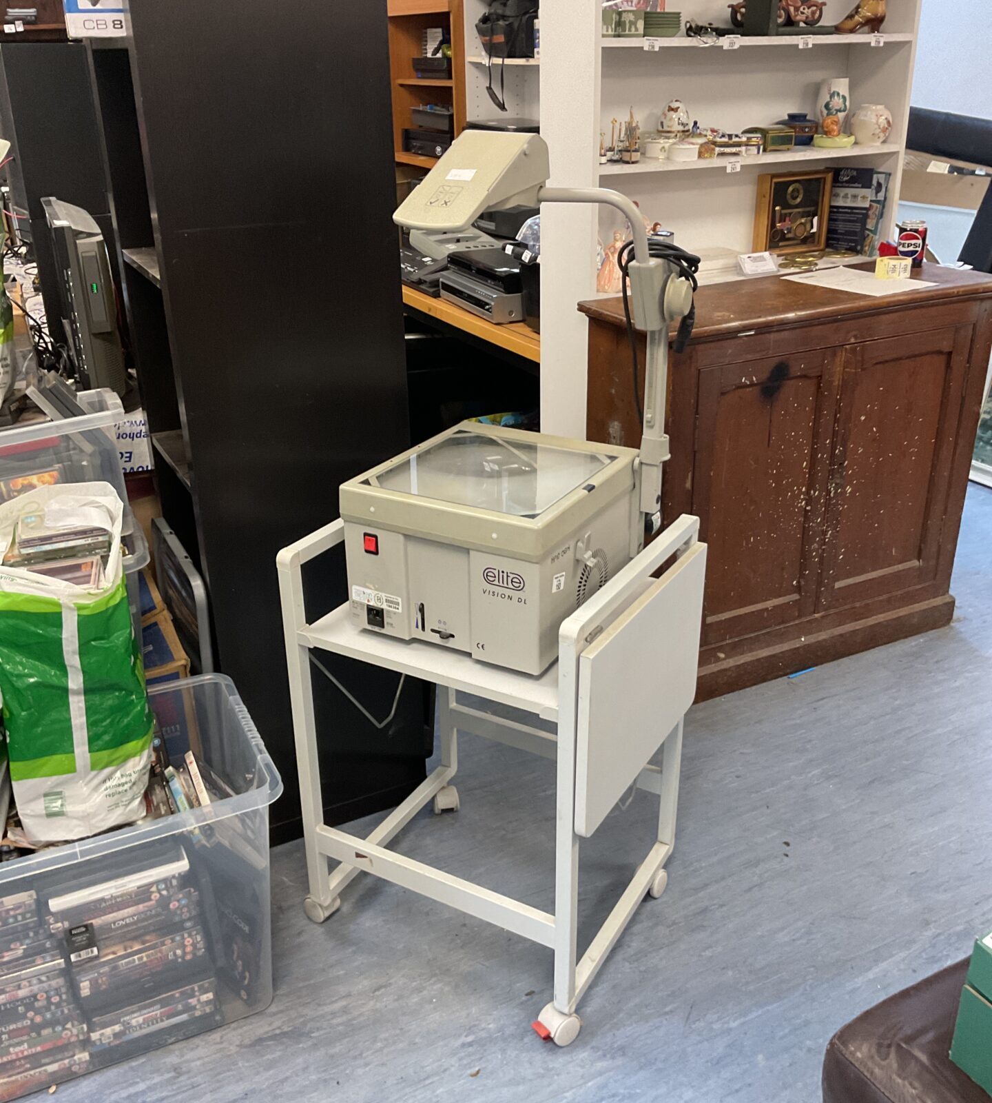 Elite gision dl overhead projector