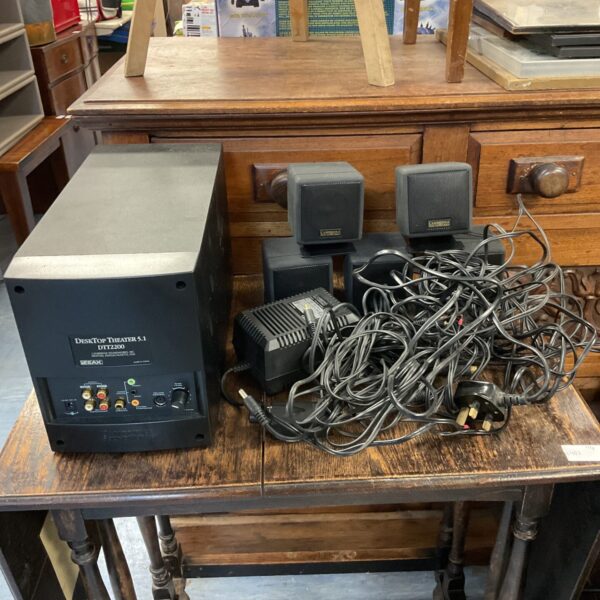 Cambridge Audio dtt2200 surround sound system with speakers.