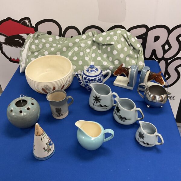 Tray Mixed china Inc graduated set jugs, Goebel horse head bookends Wipe clean table cloth