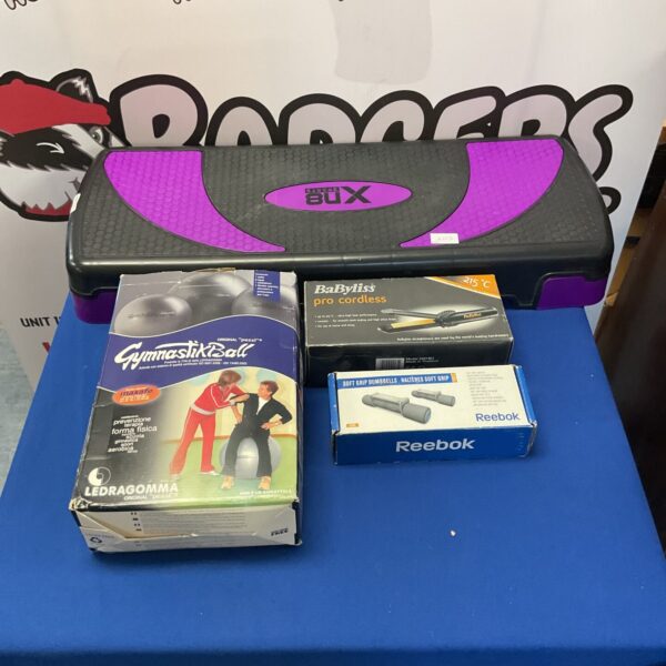 Selection of exercise related equipment inc reebok