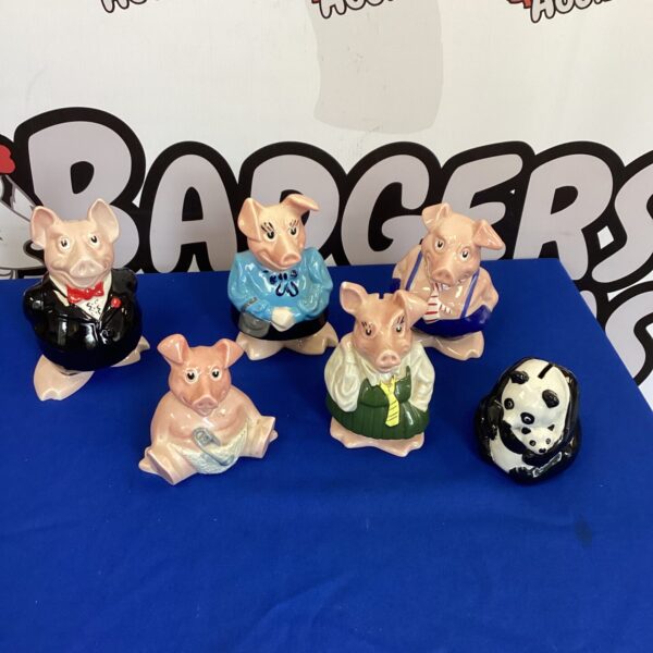 Collection of vintage Natwest ceramic piggy banks.