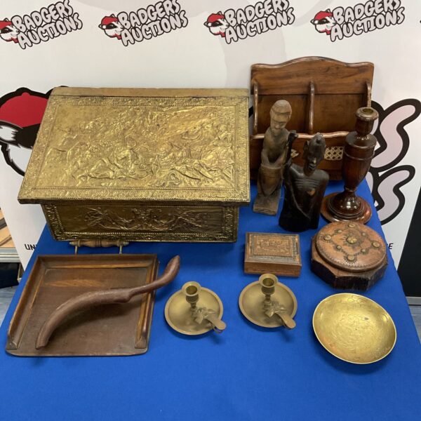 Vintage brass log box with selection of wooden items inc crumb tray