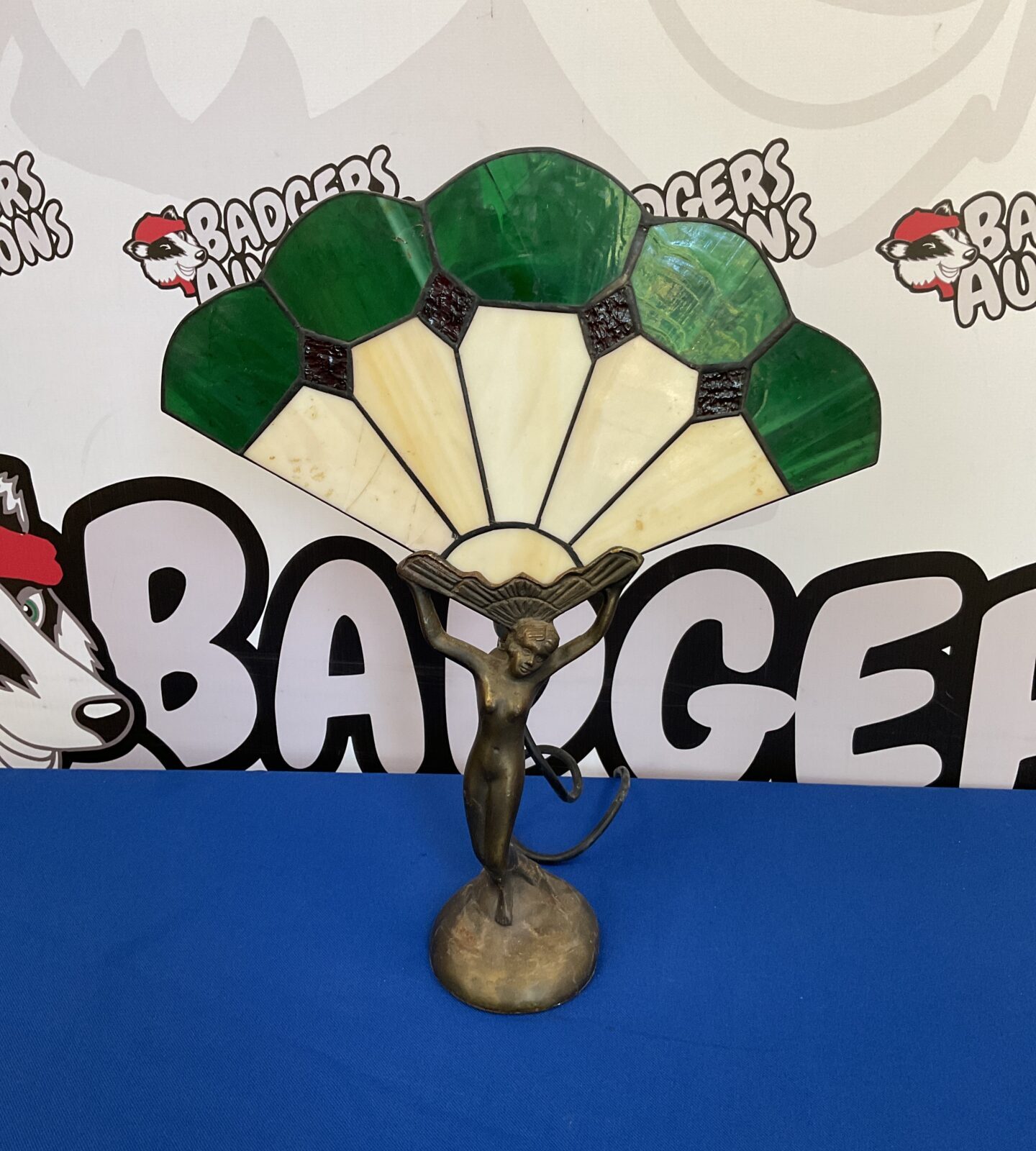 Vintage art deco lady table lamp