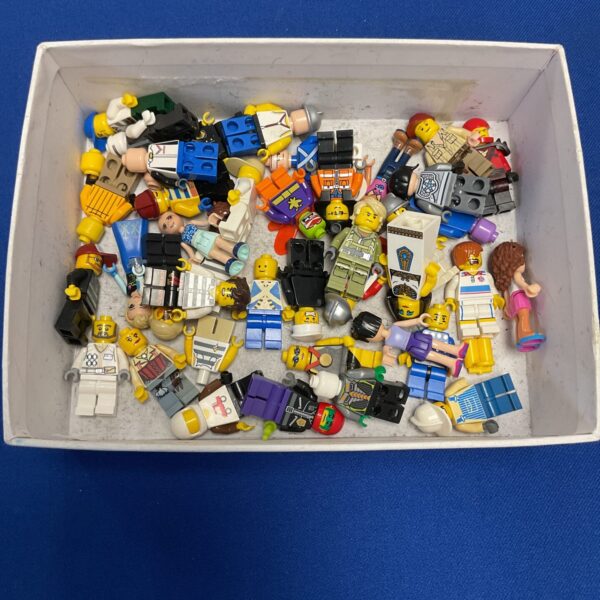 Box of mixed lego minifigures and accessories