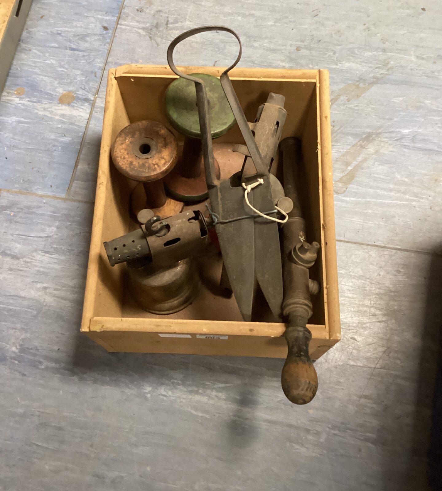 Selection of vintage tools inc Sheep Shearers