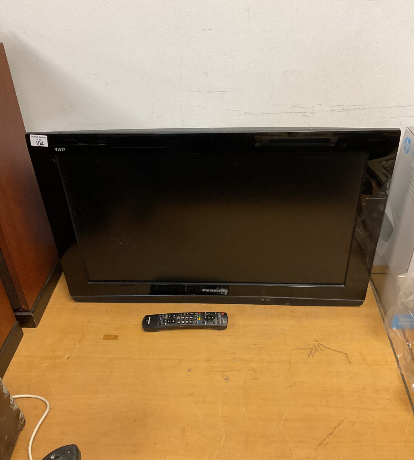 Panasonic 32” tv with remote - broken power cable