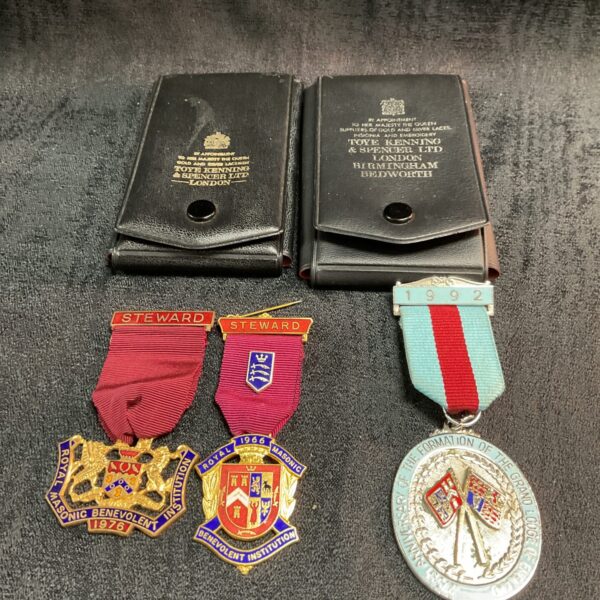 Vintage Masonic jewels including stewards and 275th anniversary piece.