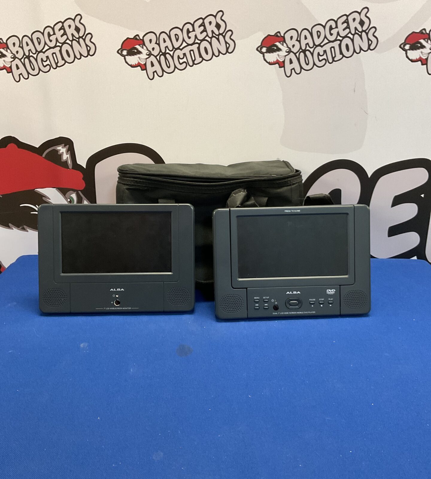 Alba dual 7” lcd wide screen mobile dvd player and monitor